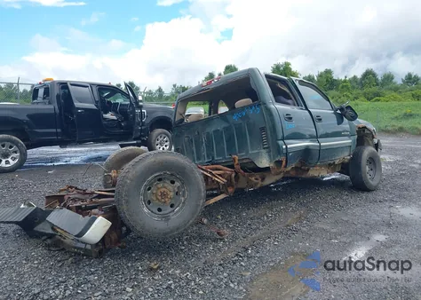 2001 Chevrolet Silverado 2500Hd Ls from USA, damaged, VIN 1GCHK23G51F142490